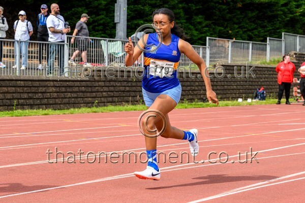 CEM26-912701 - Track Female Set One