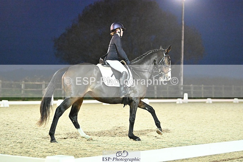 241103-171012-03462 - Novice 1 - 16.18 to 17.50