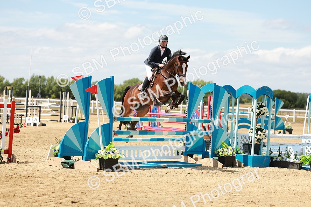 SBM_007352 - Class 3 - Senior Newcomers - 1.10m Open