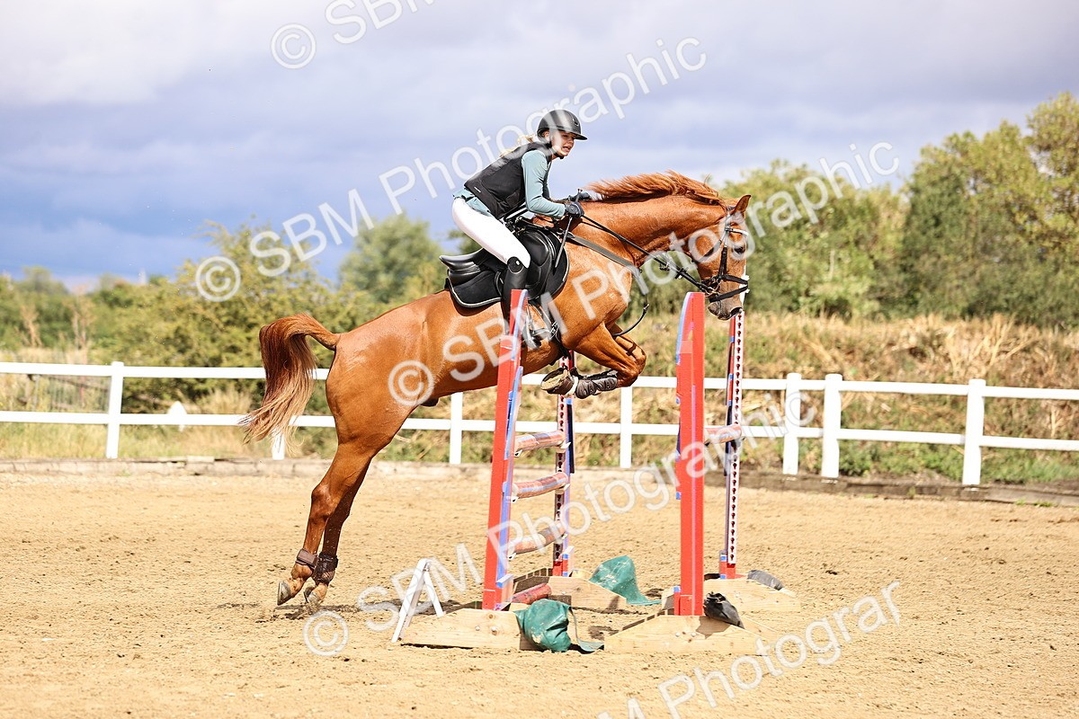 SBM_026996 - Class 13 - Senior Newcomers - 1.10m