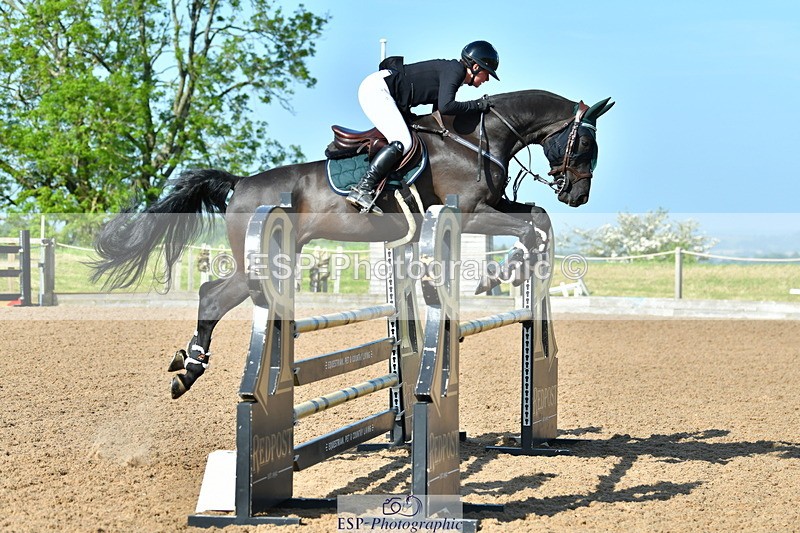 230527A-090630-02888 - Cls 13 Snr 1.05m + 1.10m Open