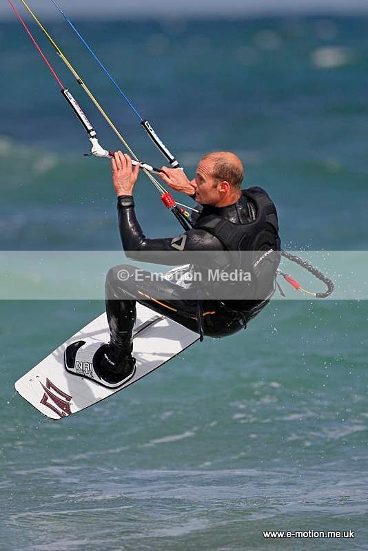 KS 030510-8 - Kite Surfing