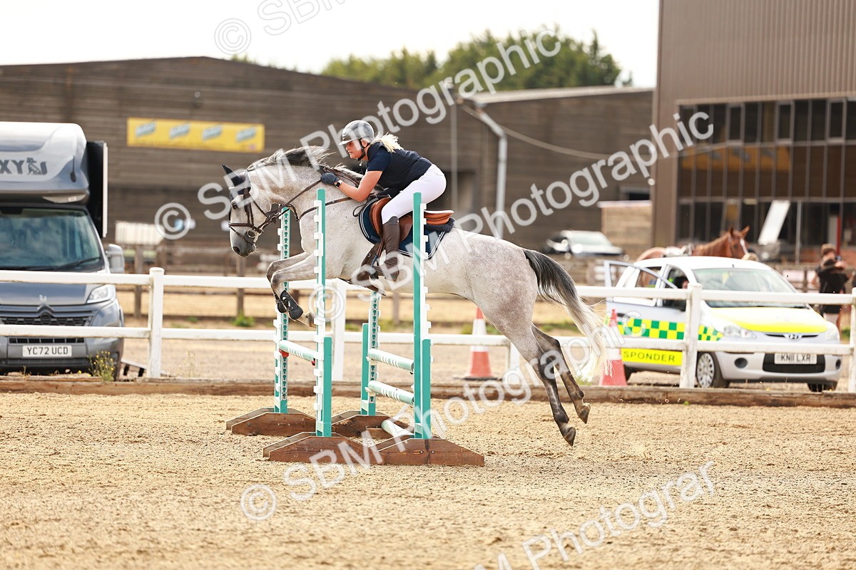 SBM_001960 - Class 8 - Clear Round