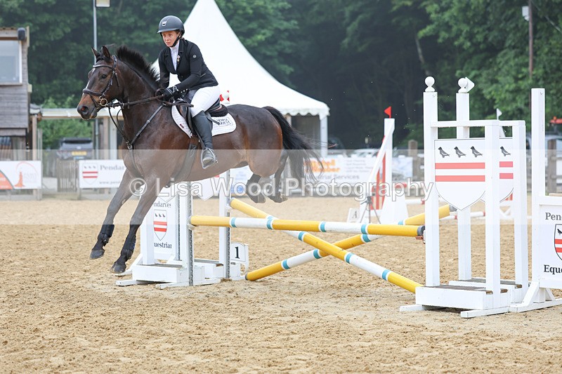 3E7A5003 - Class 3: Senior 80cm