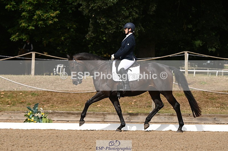 250719A-100959-03250 - 049-Veronica.Roberts-For.J'Adore