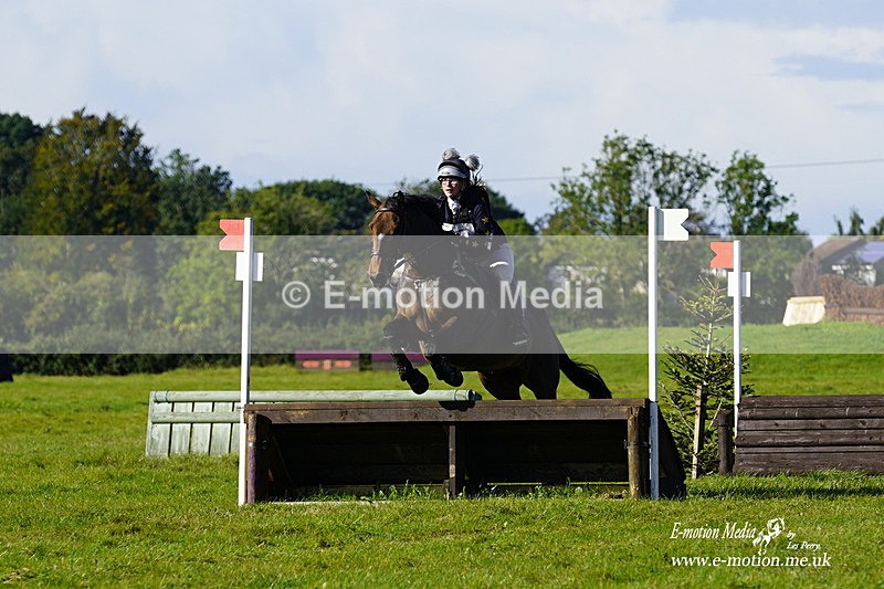  WWHT 031021 515 - WWEC Novice Restricted (0.80m) 18/10/20