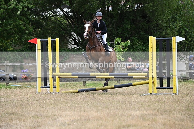 WJ6_0589 - Class 14 Intermediate Jumping 75cm