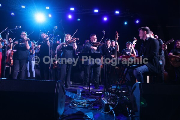  - Hadhirgaan: 30 Years Young