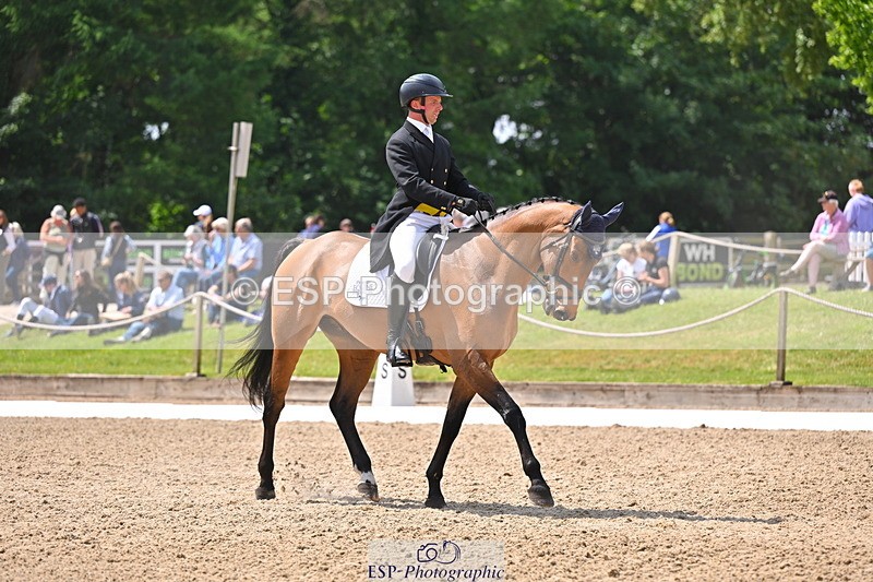 250523A-122914-06891 - C-284-Harry.Dzenis-KILBUNNY.MAXIMUS