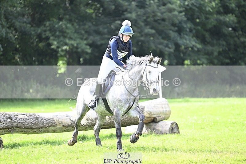 240804-161136-17873 - 662-Phoebe_Annear-THE_RIDGE_CROSS_FESTY