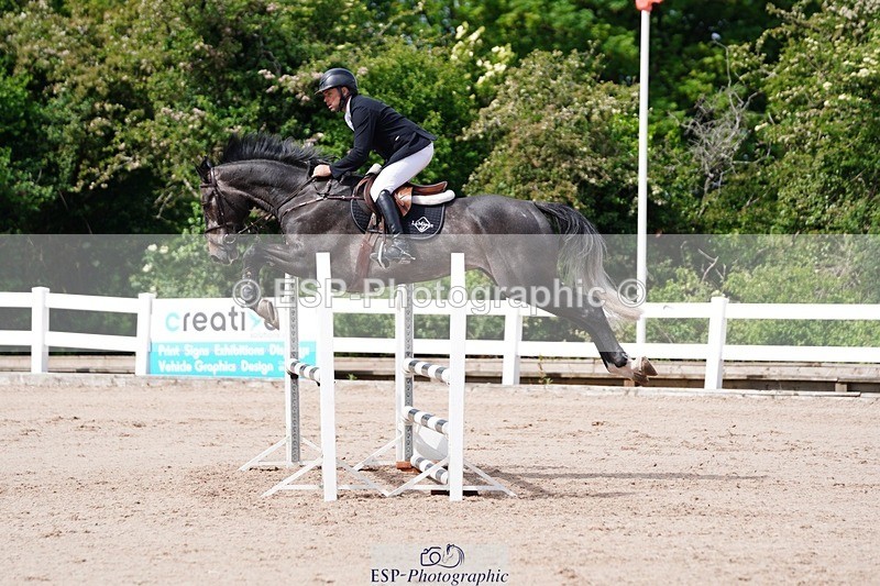 250525-104828-09168 - Cls 32 A&B Snr Brit Nov & 90cm Open