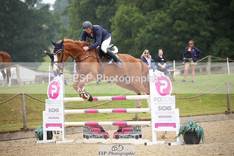 230708-125424-13811 - Cls 26 Newcomers & 1.10m Open