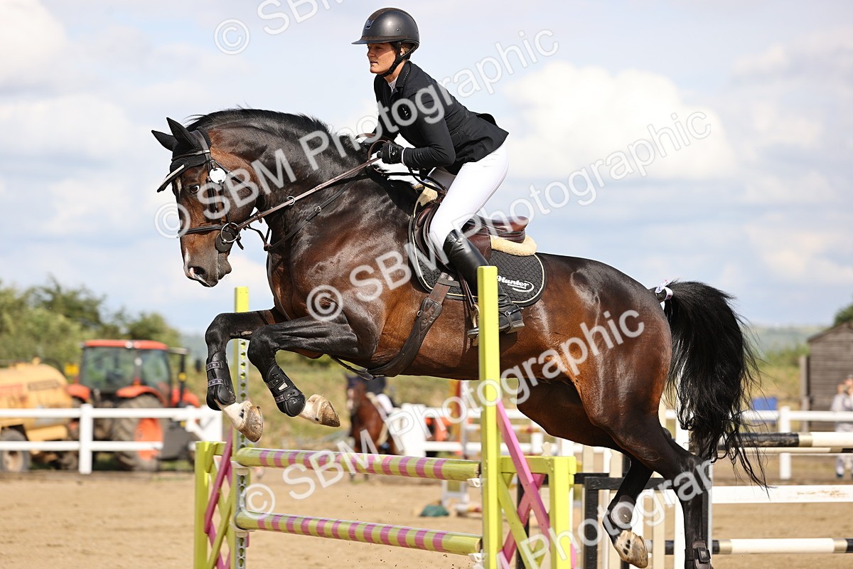 SBM_003667 - Class 13 - Senior Foxhunter - 1.20m