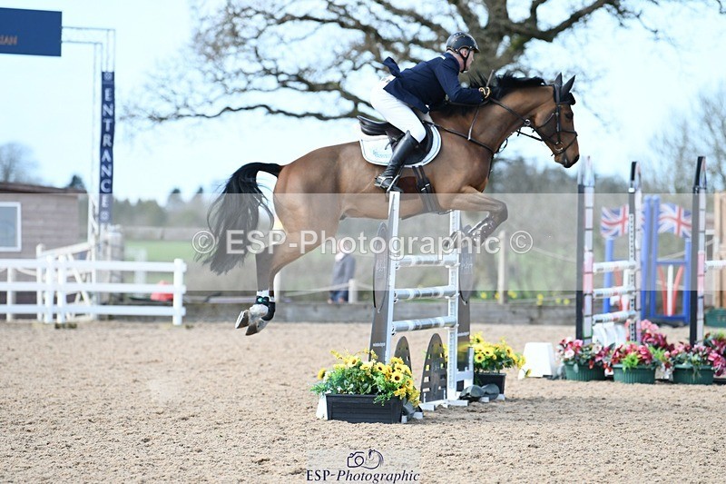 250328-125303-01075 - Cls 3 Snr Foxhunter