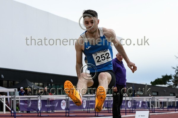 ComMast25-918987 - Field Male Set One