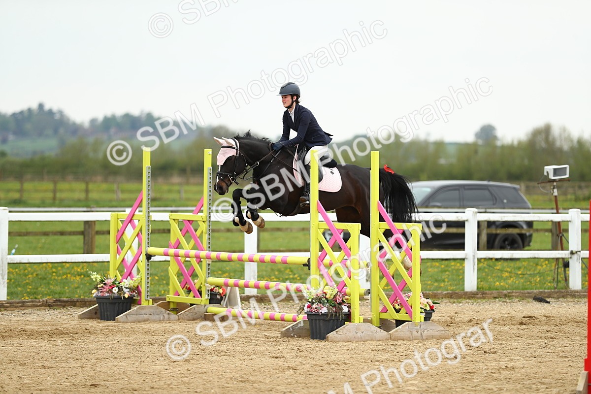 SBM_000446 - Class 2 - Senior British Novice 90cm