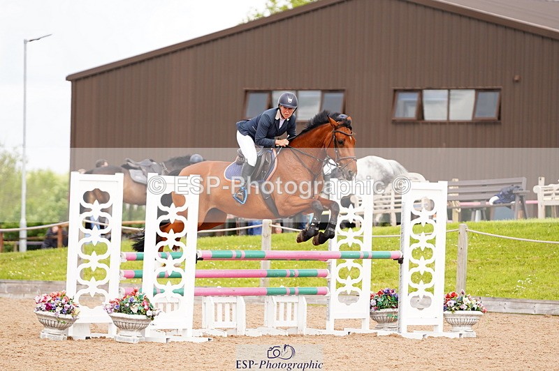 240526A-110304-07710 - Cls 26 Chard Equ 1.05m and 1.10m Grand Prix