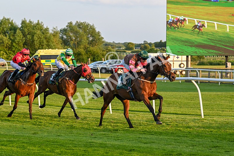 100625-Race 8-Coconut Bay-7834 - Race 8