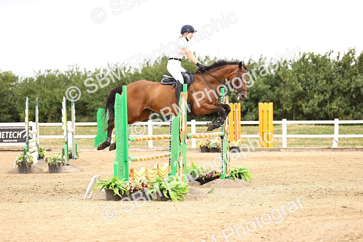SBM_003208 - Class 21 - Senior Newcomers - 1.10m