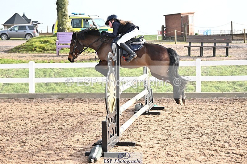 250209-113243-01548 - Cls 6 Pony Newcomers and 1m