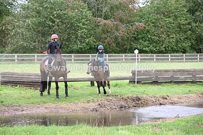 WJ6_3065 - Time at Photographer 11:01 to 11:20