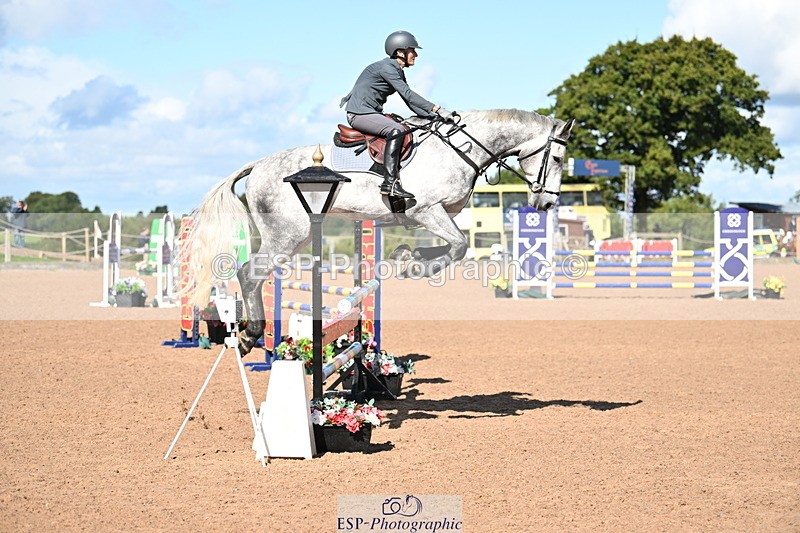 240912A-113306-00598 - Cls 2 Snr Newcomers