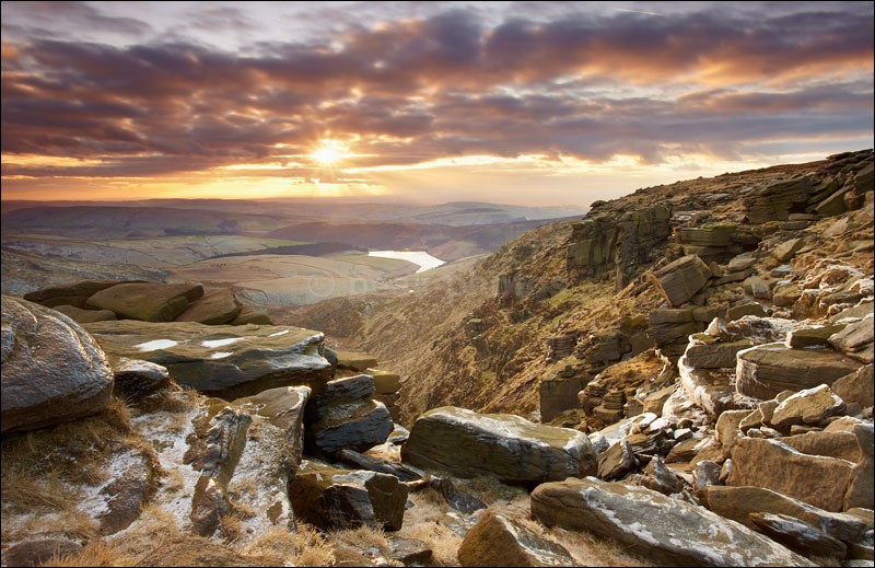 Kinder Downfall Fire and Ice - Peak District | Dark Peak
