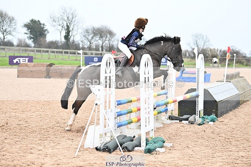 250118-105828-00552 - Cls 2 A&B 80cm 10.45 to 11.40