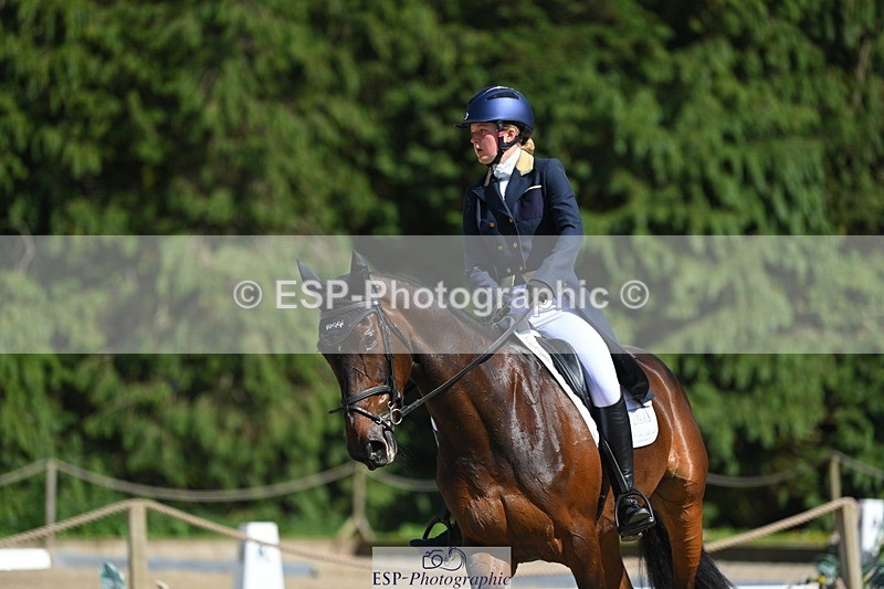 230526-161123-07294 - 254-PURE_TRENDSETTER-Ellie_Fredericks-WEDTrotUp+DR