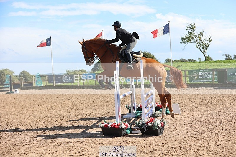 250911-144447-02535 - Cls 5 Chard Snr 90cm Speed Derby