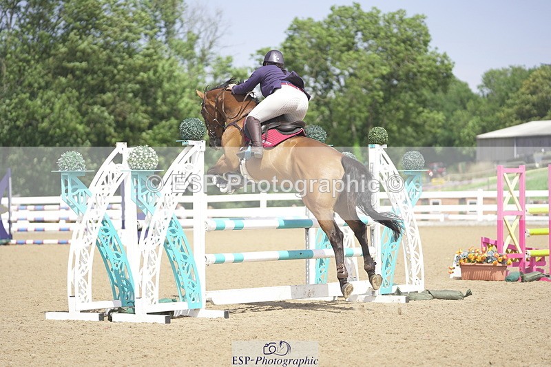 230810A-131544-02357 - Cls 4 1.05m Amateur Quali