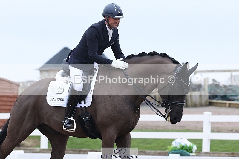 250216-133216-05870 - 127-Jezz.Palmer-Toddington.Debut