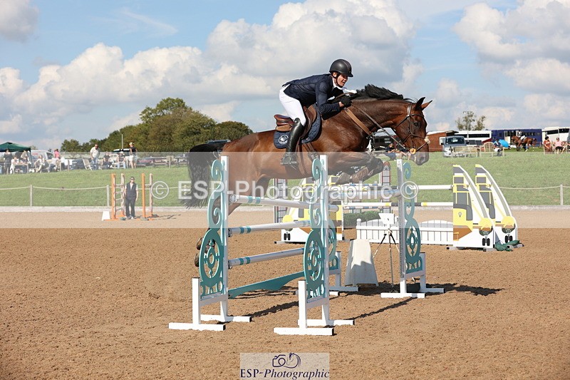 230915A-145431-02820 - Cls 5 National 1.40m