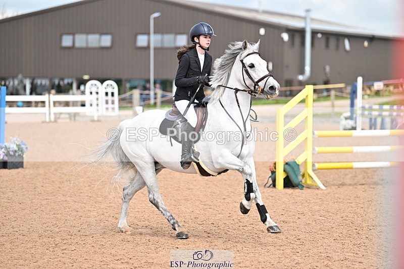 240506A-114542-08596 - Cls 4 Blue Chip Pony Newcomers & 1m Open