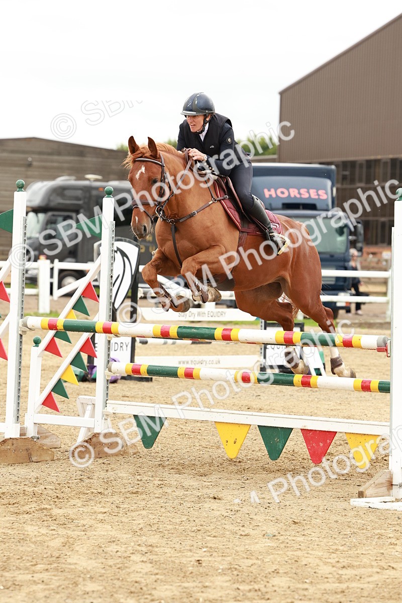 1I0A7808 - Class 4 - Senior Newcomers 1.10m