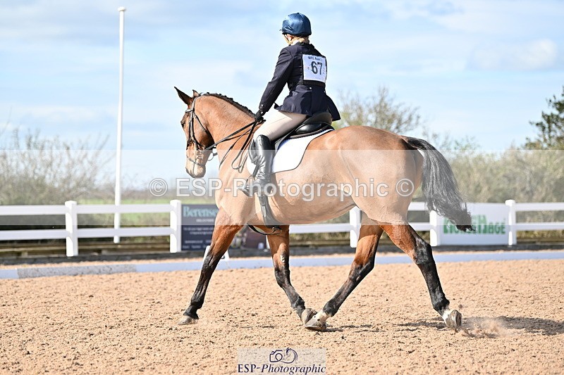 240324A-142558-04036 - Novice 27, 14.30 to 15.25