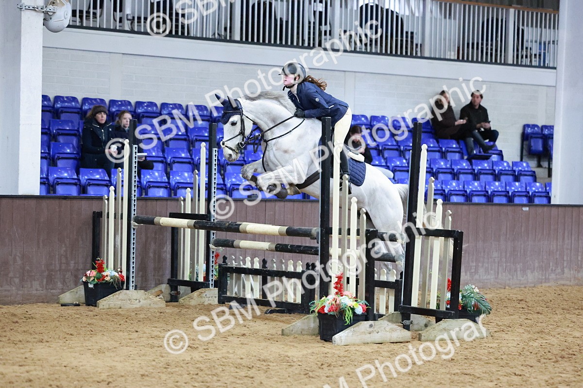 SBM_007652 - Class 24 - Nupafeed Supplements Senior Discovery/ 1m Open