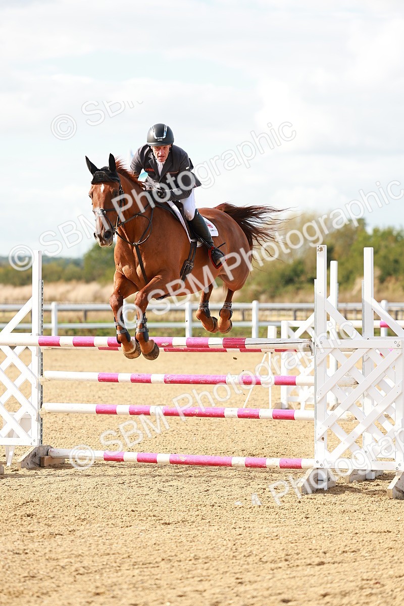 SBM_001927 - Class 5 - Senior Foxhunter - 1.20m