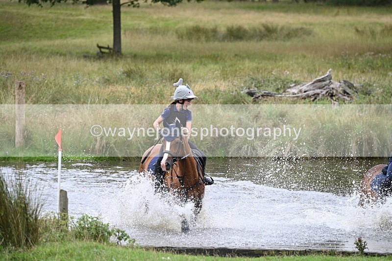 WJ7_2586 - Time at Water 11:37 to 12:13