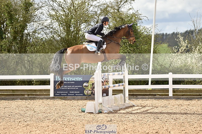 240403A-150346-00868 - Cls 5 Foxhunter and 1.20m Open
