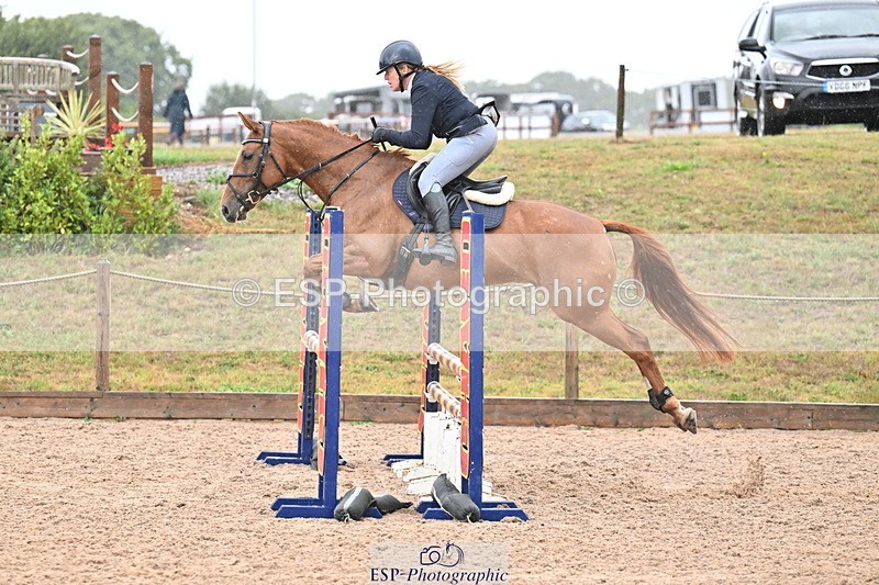 250827B-104635-00136 - Clear Round & Cls 1 Brit Nov 90cm