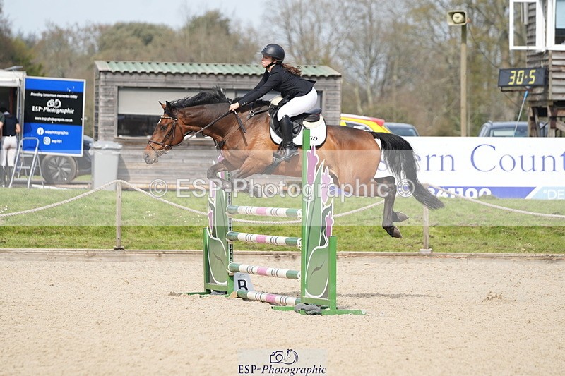 260322A-125944-01762 - 12 Newcomers 1m 10 Open