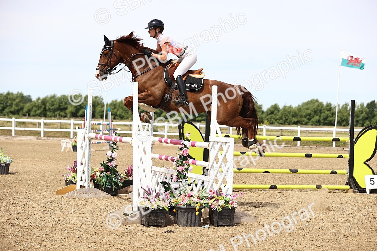 SBM_000463 - Class 15 - Redpost Equestian Senior Foxhunter - 1.20m