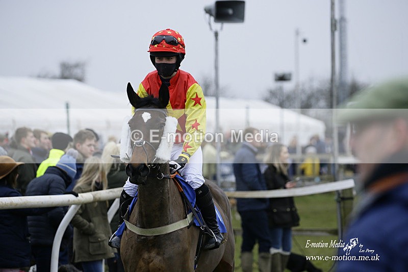 PtP 230122 400 - Cocklebarrow Races - Heythrop Hunt - 23/01/22