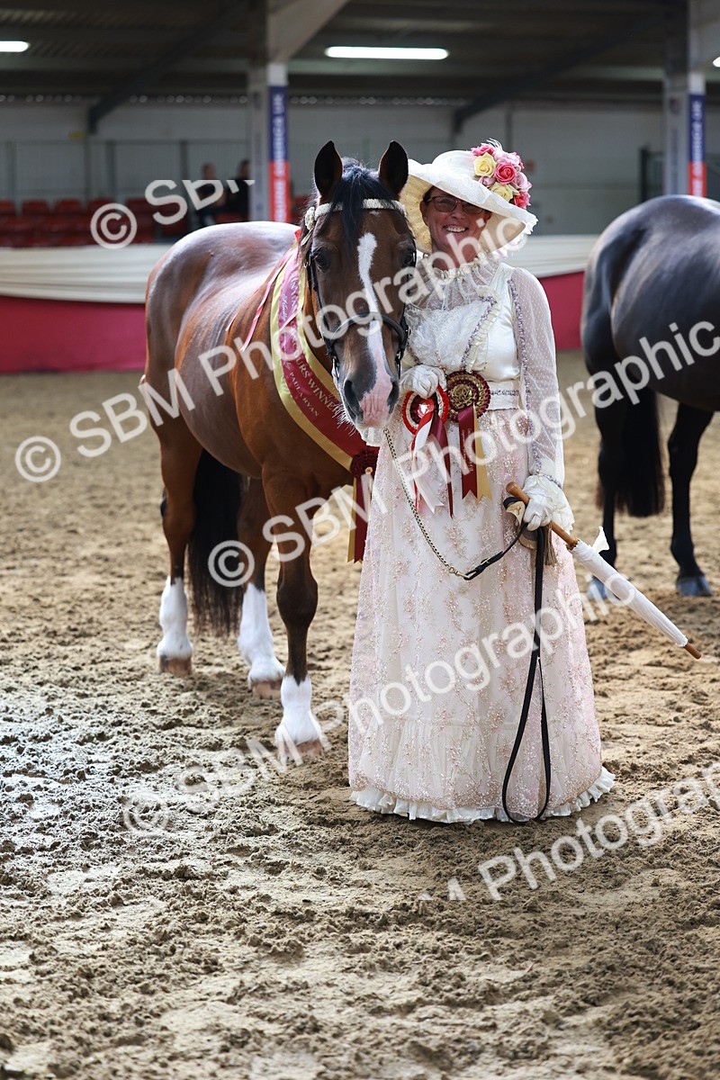 SBM_12136 - Class 103 - IH Costume