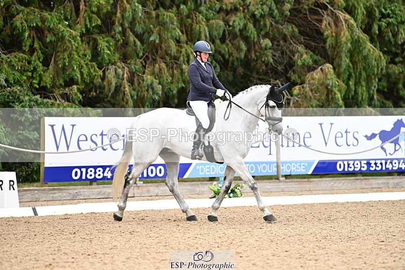 250808A-102147-00279 - 013-Stacey.Blunn-Diamond.Bobby