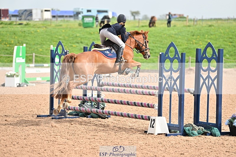 240506A-105606-08337 - Cls 3  Pony Discovery & 90cm Open