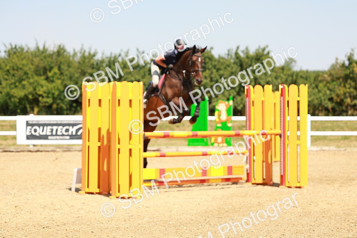 SBM_001712 - Class 4 - Senior Newcomers - 1.10m