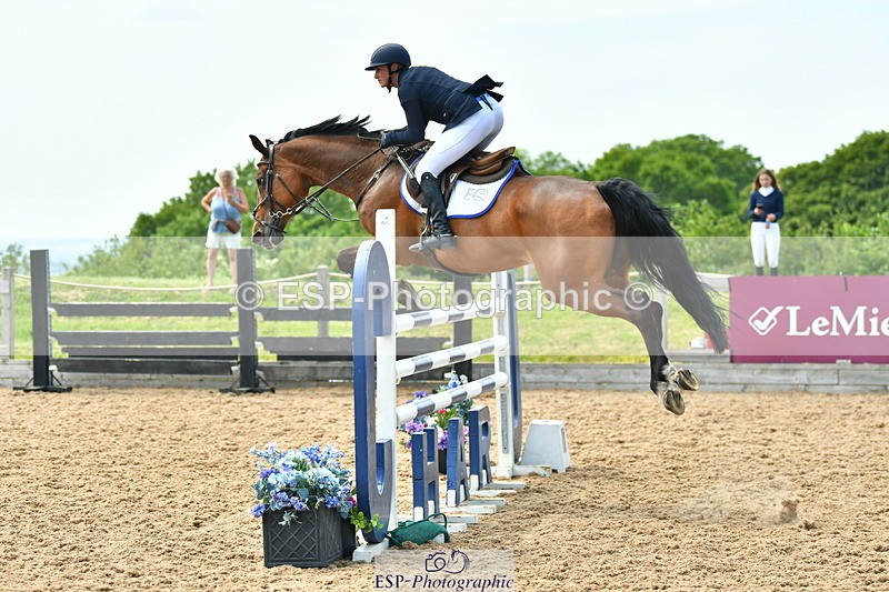 230609A-134936-01238 - Cls 4 1.20m Open