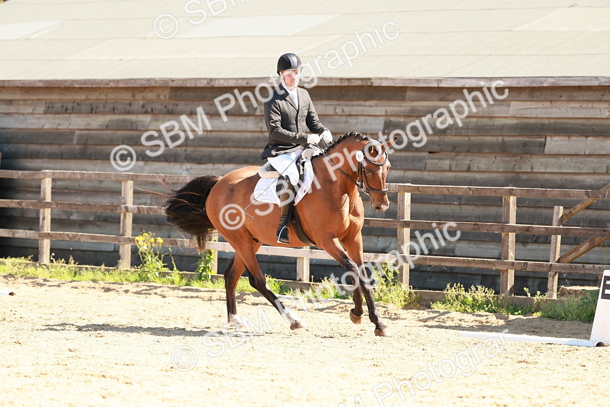 SBM_011056 - Class 6 - Novice 1